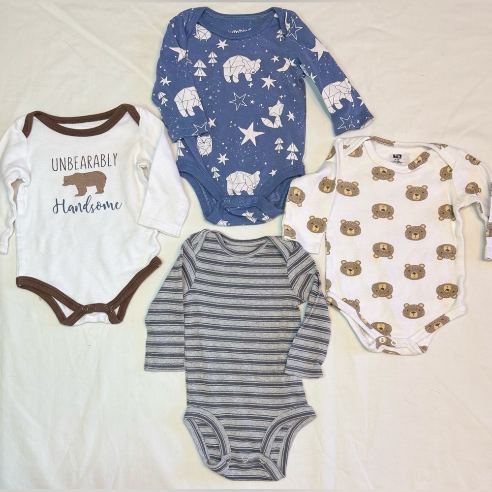 Bundle of 4 Long Sleeve Cotton Gender Neutral Baby Onesies | Size 0-3 Months